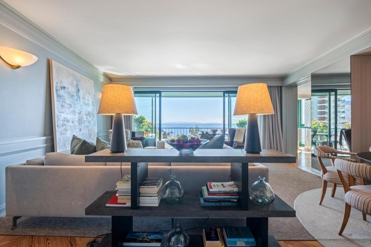 Luxury Oceanfront At Reid'S Gardens Apartment ฟุงชาล ภายนอก รูปภาพ