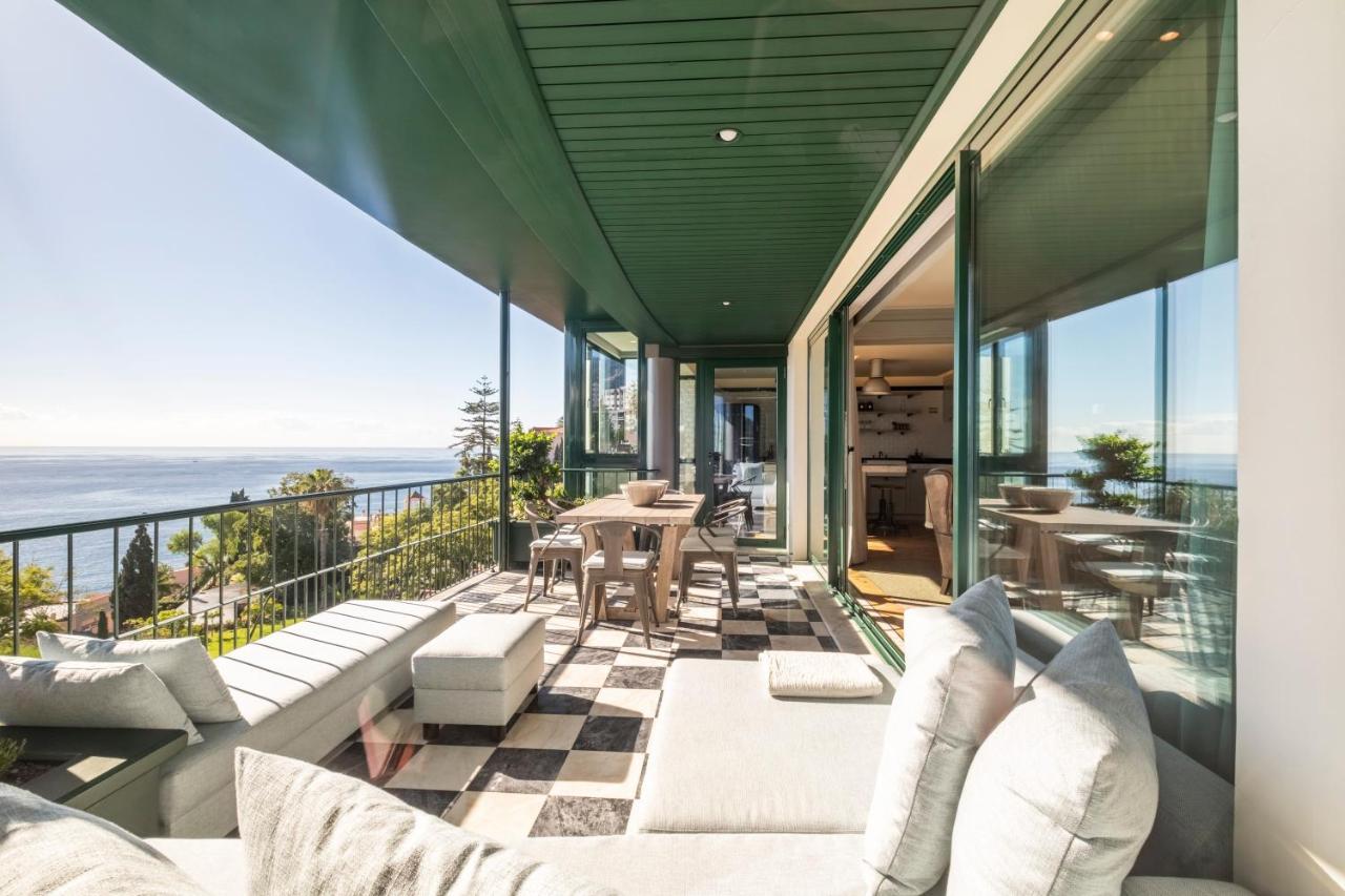Luxury Oceanfront At Reid'S Gardens Apartment ฟุงชาล ภายนอก รูปภาพ