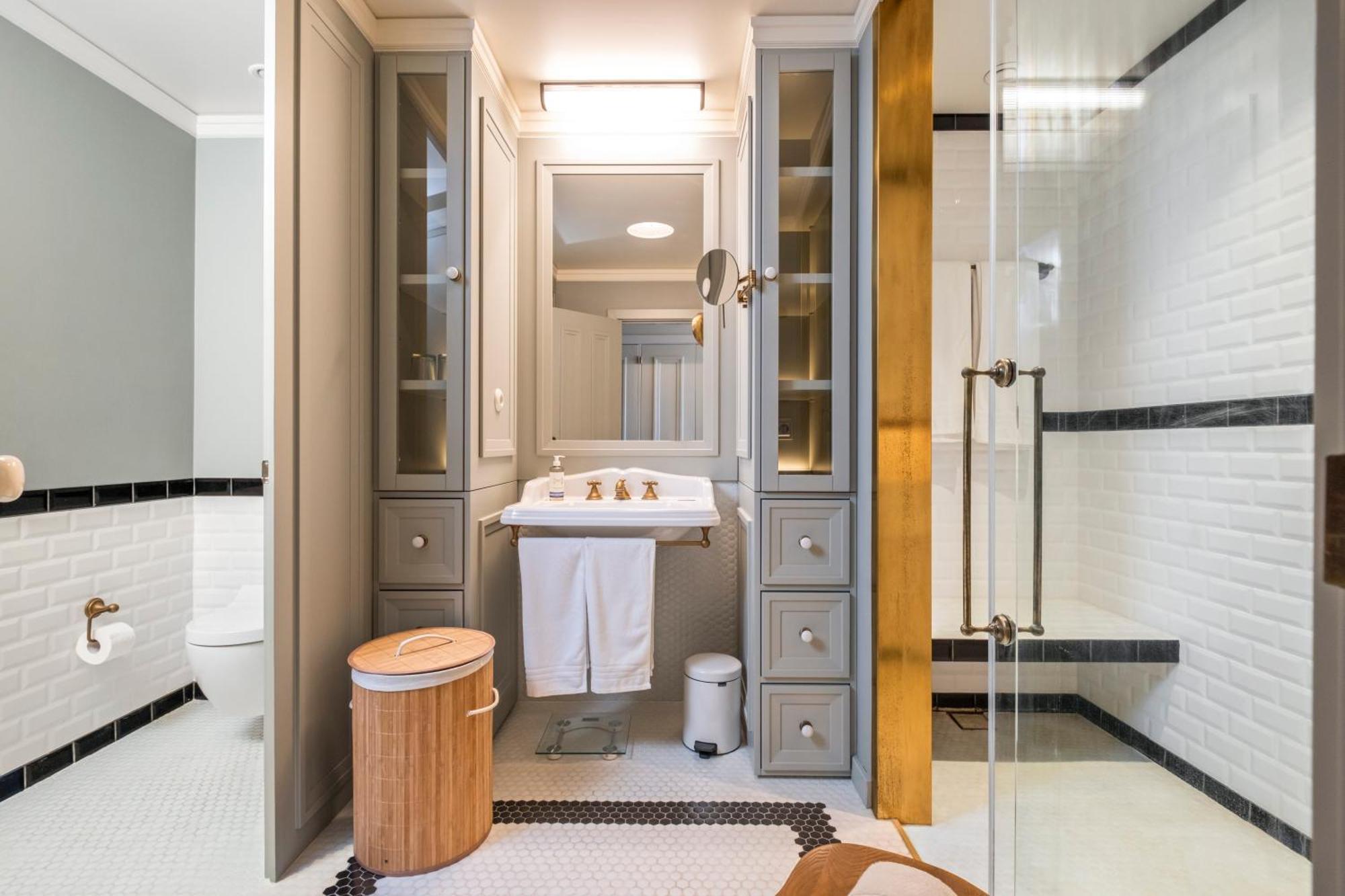 Luxury Oceanfront At Reid'S Gardens Apartment ฟุงชาล ภายนอก รูปภาพ